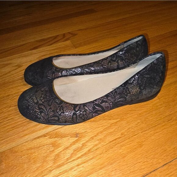 SAS Black Embossed Leather Flats Womens Size 8.5M - Picture 3 of 7